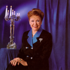 Photo of Mary Higgins Clark